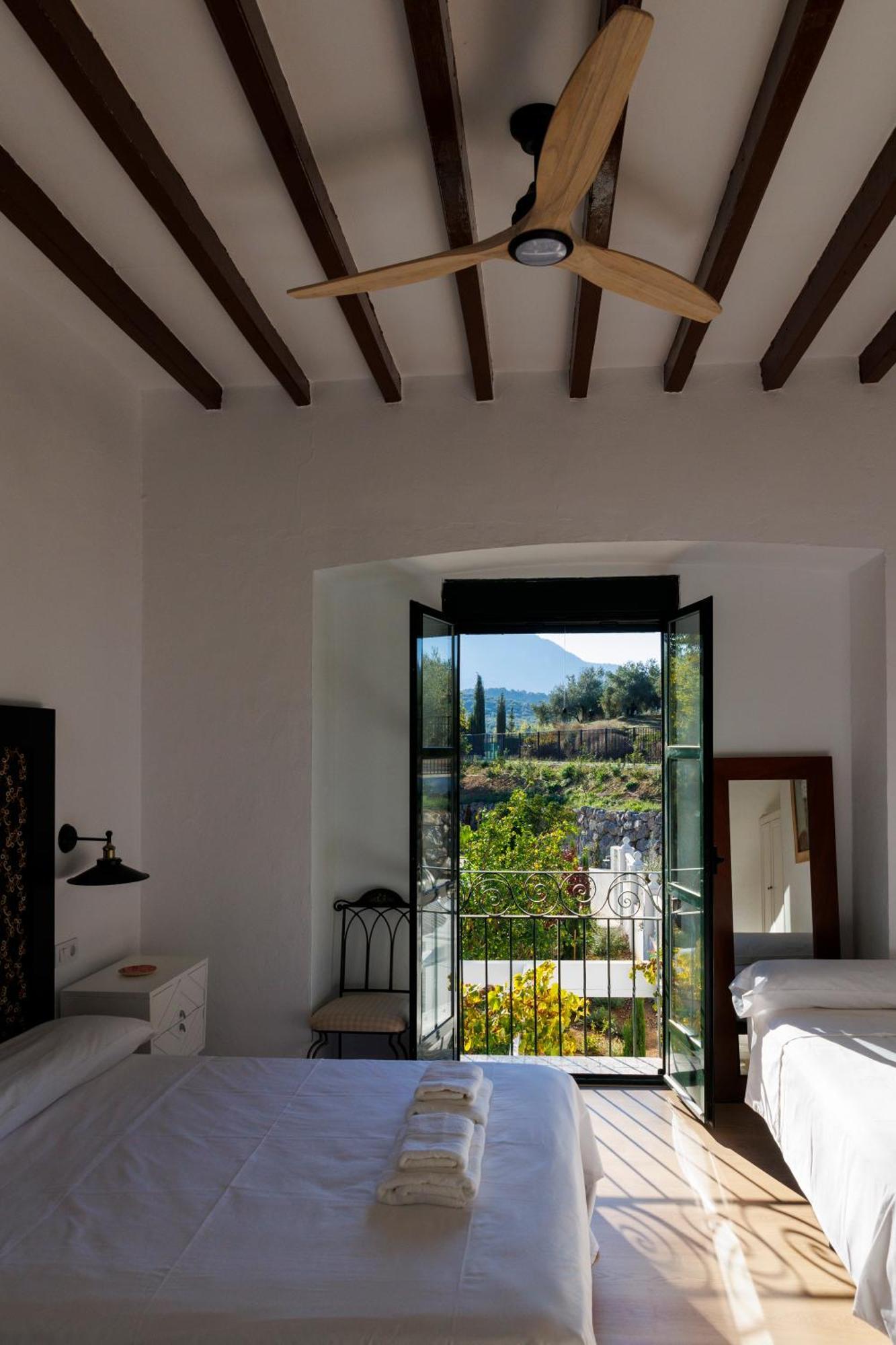 Finca Las Pecas Zambra エクステリア 写真